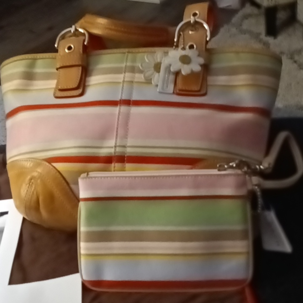 Coach bucket multi color purse with matching wtistlet - Picture 2 of 4